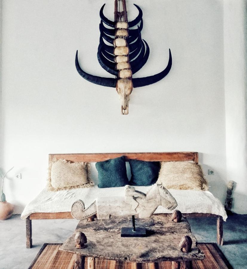 Lambo Homestay Waikabubak Esterno foto